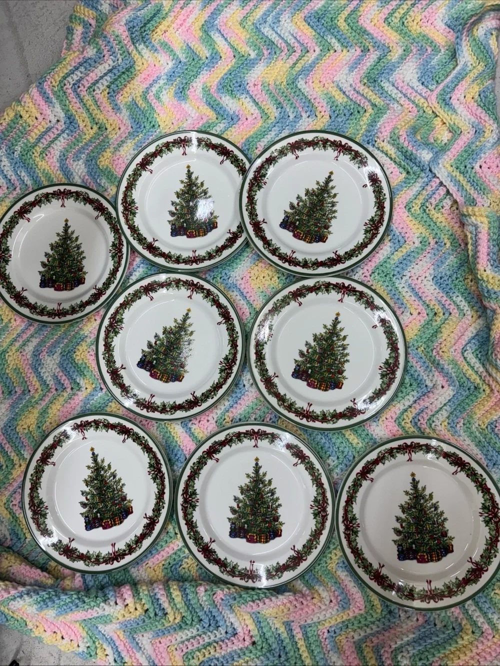 Christopher Radko set of 8 holiday celebrations Christmas tree salad plates